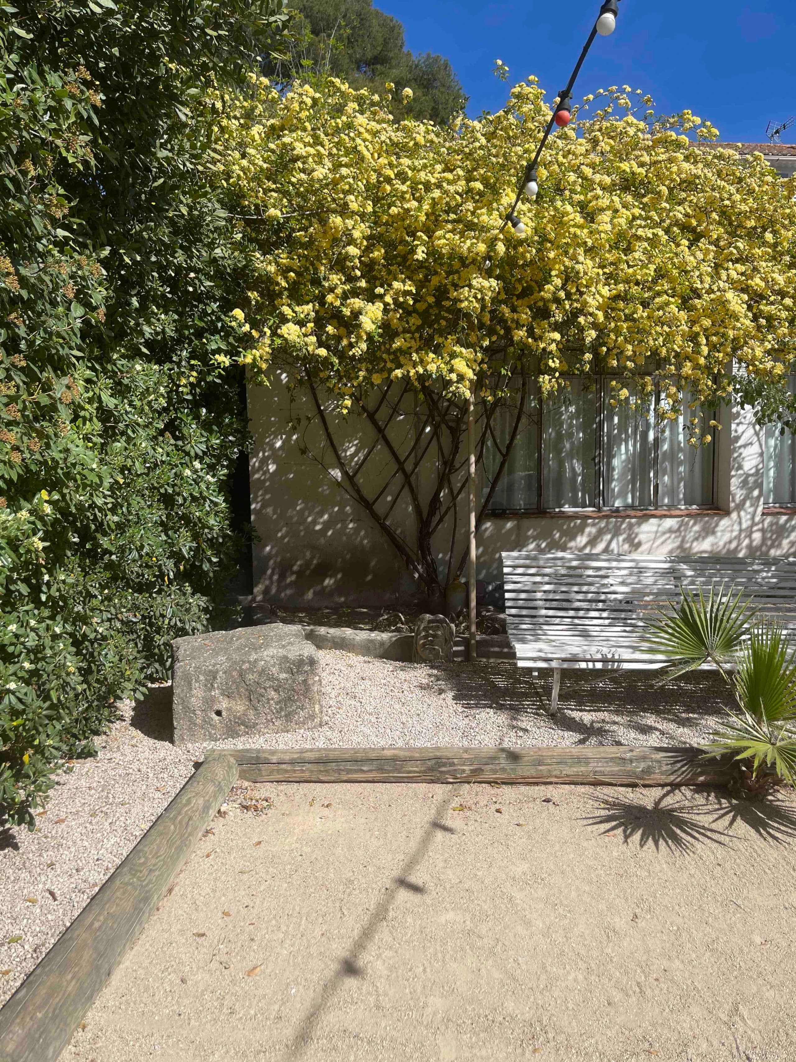 Le terrain de pétanque